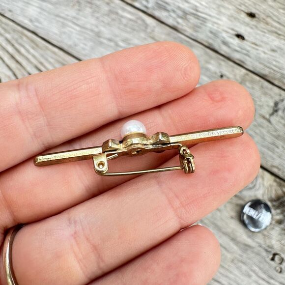 Vintage Jewelry Bar Pin with Faux pearl Bar Long Brooch - Picture 3 of 3